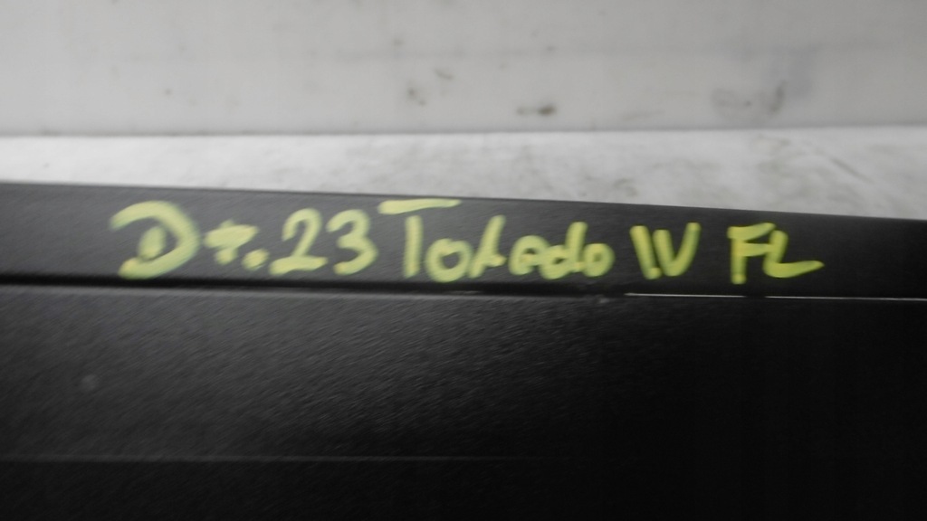 фото №5, Накладка свет стоп крышки seat toledo iv 4 2012r-