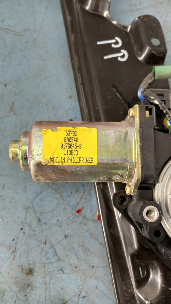 фото №4, Подъемник стекло правый перед nissan quest 3.5b 05r