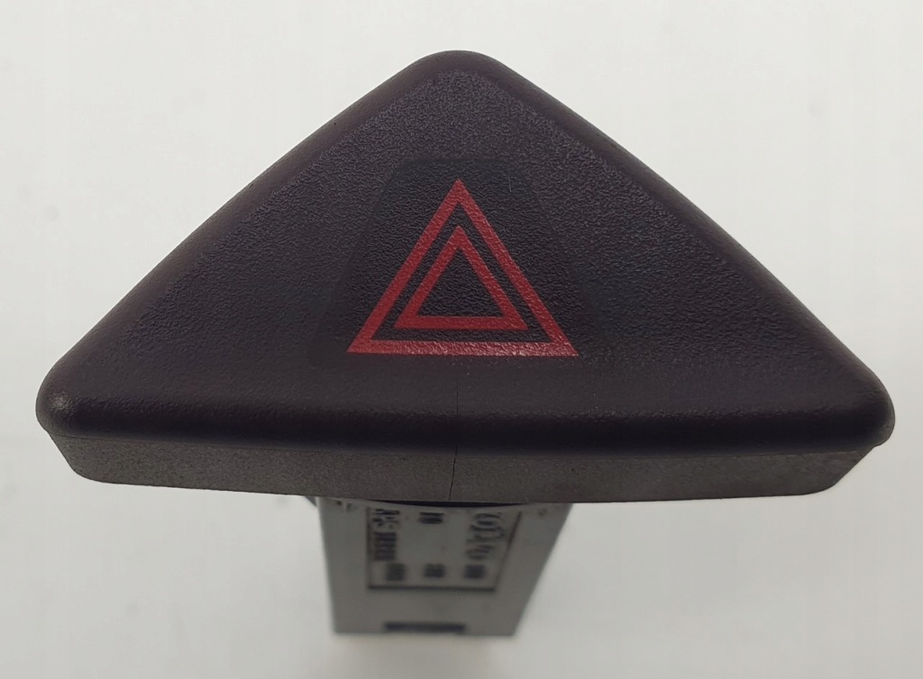 фото №1, Кнопка світла аварійних volvo оригінальний номер 9441045