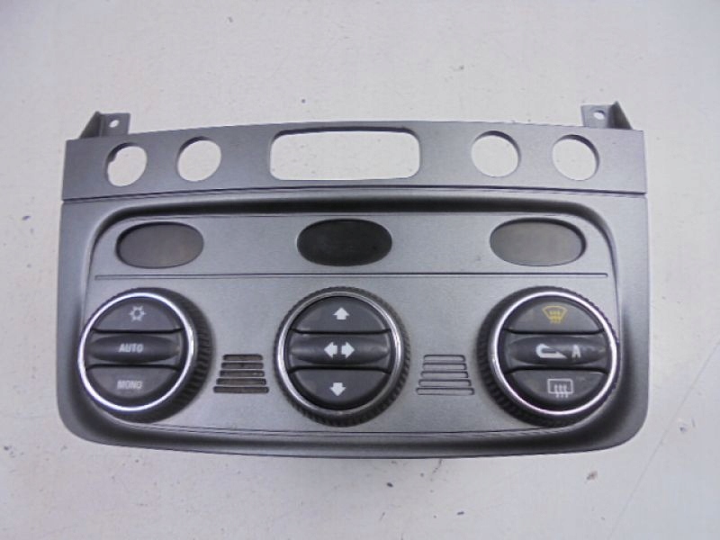 фото №8, Alfa romeo gt панель обдув 01560513720