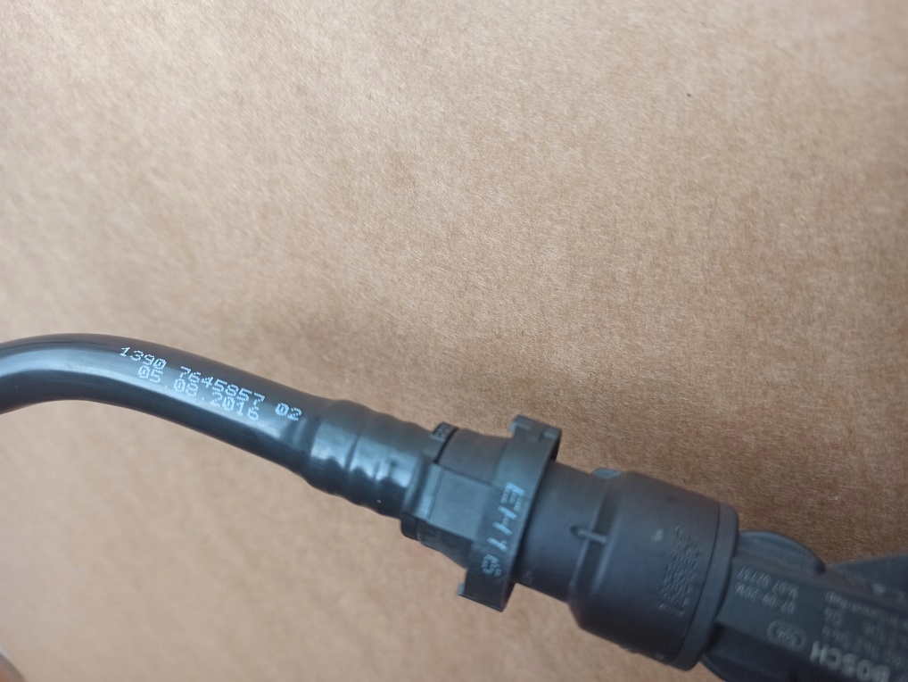 фото №5, Bmw шланг вакуумa клапан 730i li g11 g12 2.0l 7643106