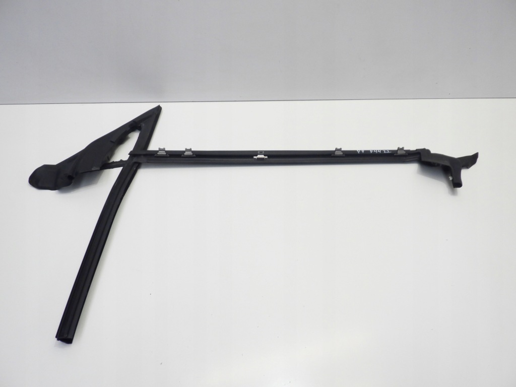 фото №1, Bmw f44 gran coupe рамка прокладка двері перед 7483104