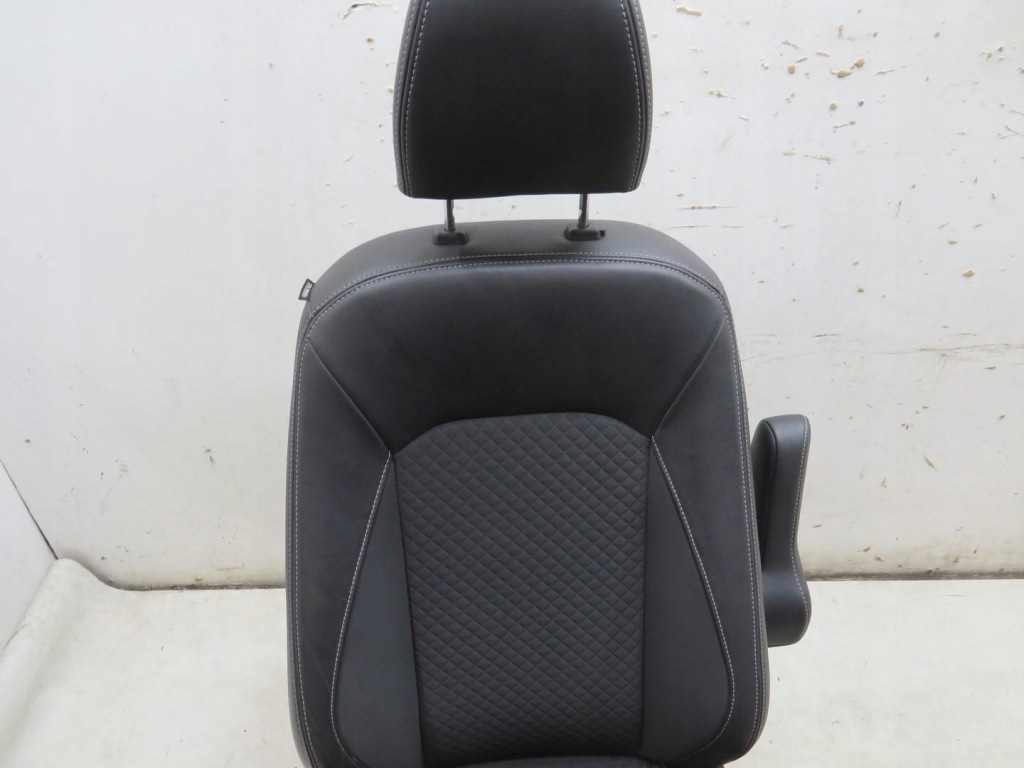 Сидіння правий передній перед ford ecosport Доставка