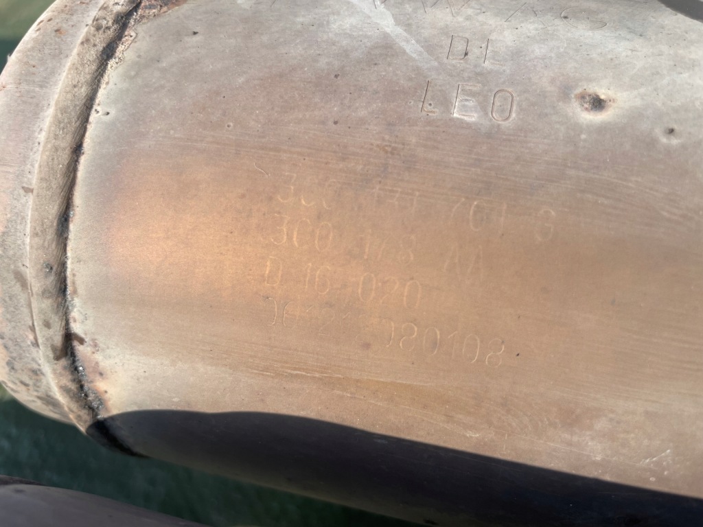 Каталізатор каталізатори комплект vw passat b6 3.2 fsi v6 в Україні