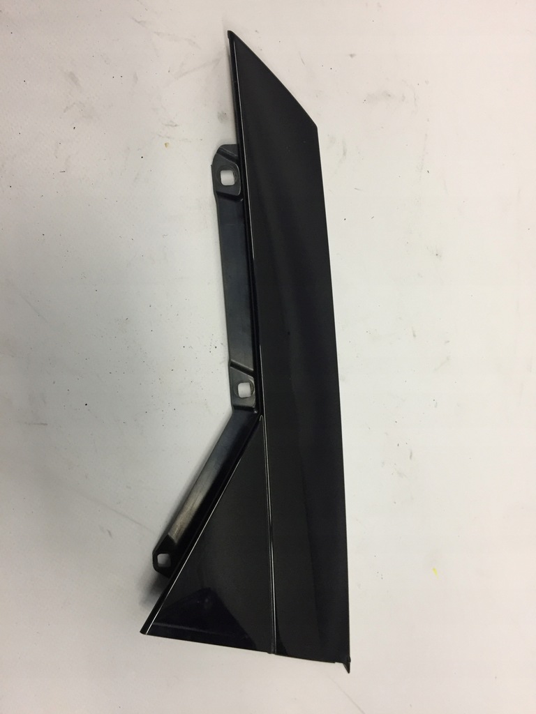 фото №1, Audi a4 b9 молдинг накладка дверь левый задняя