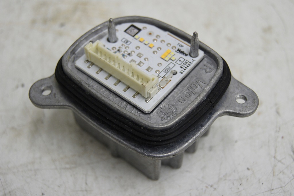 фото №1, Corsa f преобразователь led правая