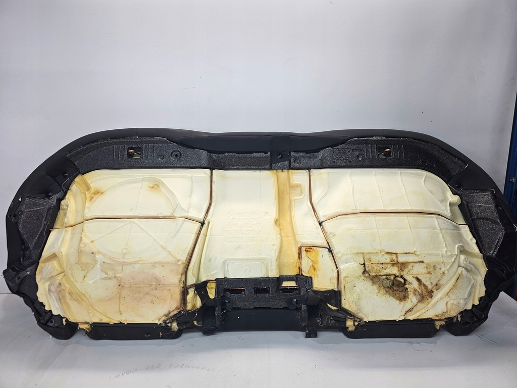 фото №8, Заднє сидіння задня матеріал audi a4 b9 8w0885375a