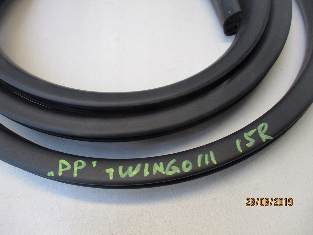 фото №3, Прокладка дверь правый перед renault twingo iii