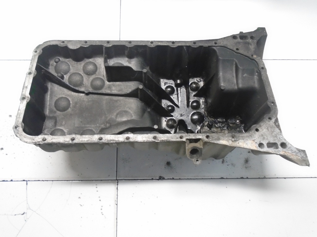 фото №2, Mercedes w211 2.2cdi поддон масляная r6460141902