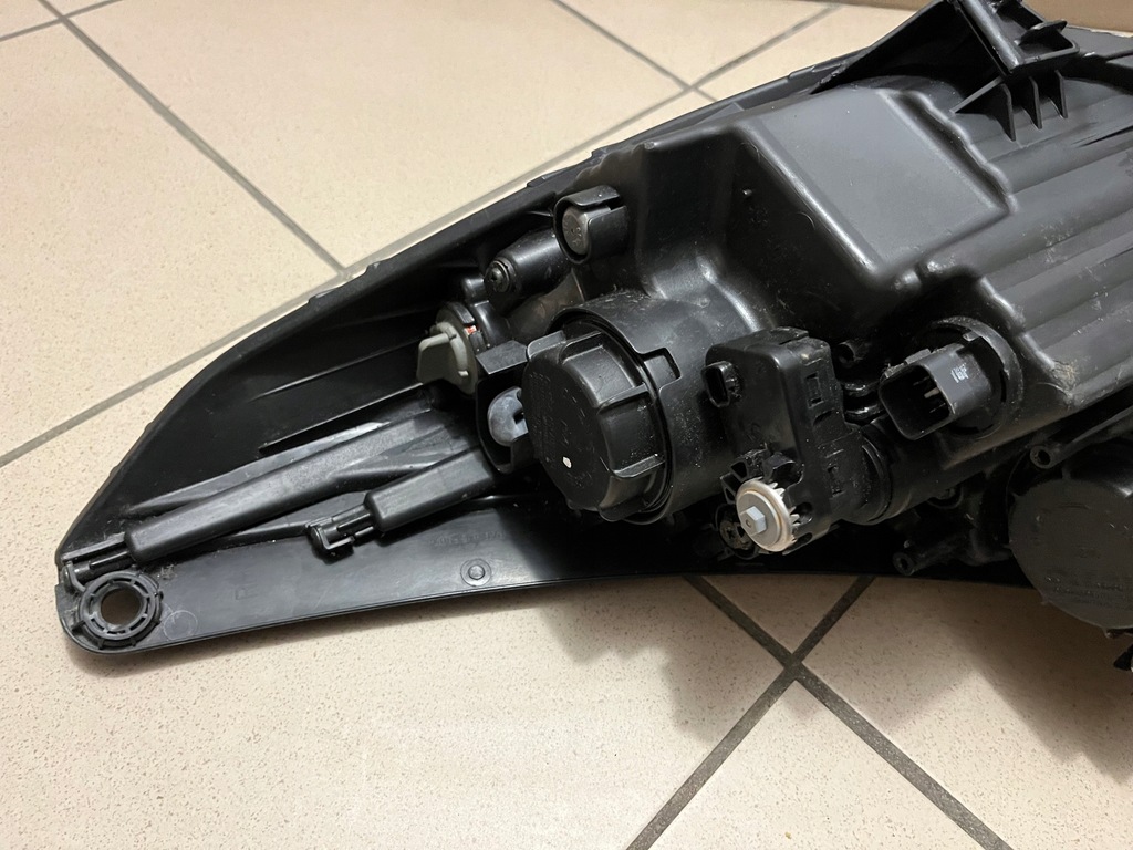 фото №15, Hyundai ix35 ix-35 09- лампа передня перед права