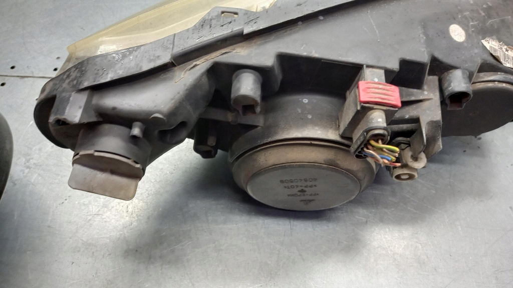 фото №9, Фара лівий peugeot 307 i 04r