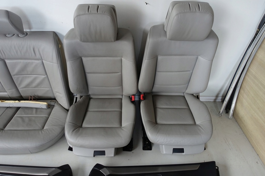 фото №5, Mercedes w212 dvd сиденья обивка салон сиденье