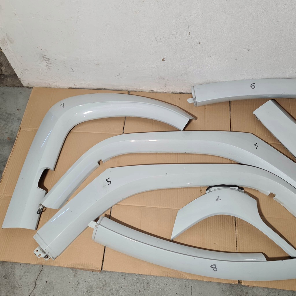 фото №10, Renault twizy молдинг корпус защита крыша стойки