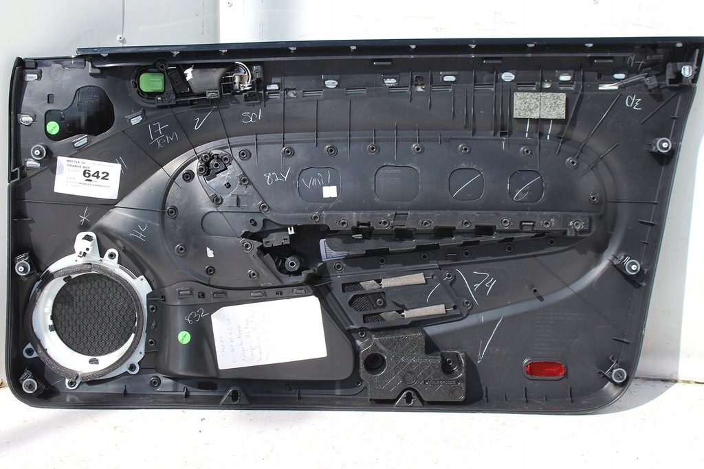 фото №11, Vw the beetle 5c обшивки дверные обшивка обивка 5c5 5c5867043 5c5867044 5