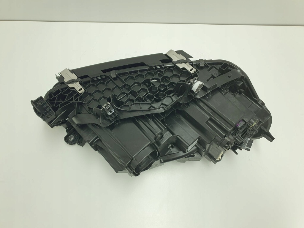 Bmw x5 g05 x6 g06 рестайлинг  lci full led левый правая  фара передняя shadow европа Оригинал