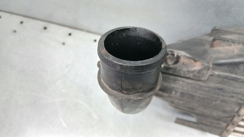 Інтеркулер opel astra h 1.7cdti 05r універсал 13128926 в Україні