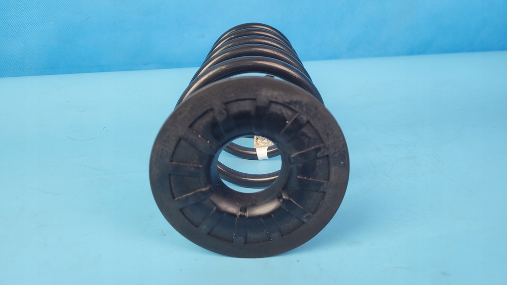 фото №8, Kia stonic 1.0 t-gdi 17r пружины задняя 55335-h8150