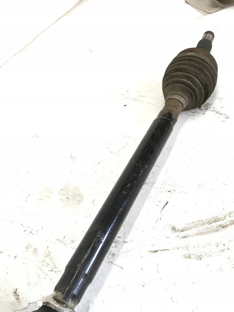 Tesla model s приводной вал задний  1007719-01-a Киев