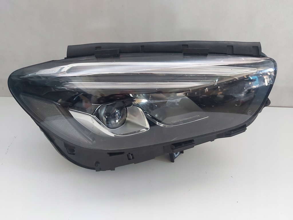 Купить Mercedes b klasa a2479062603 фара правый  перед