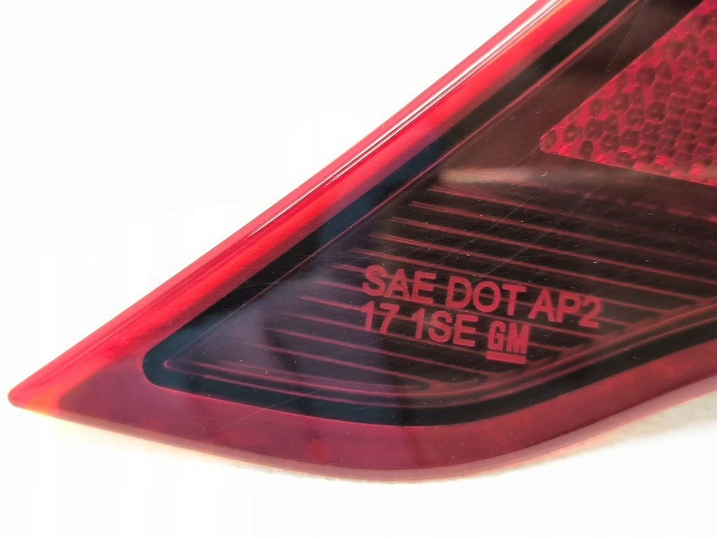 фото №7, Chevrolet bolt 2018 права сторона відбивач лампи задній