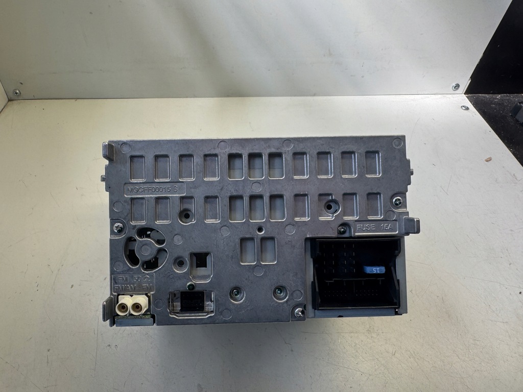 фото №2, Audi a4 b8 радіо cd concert 8t1035186c