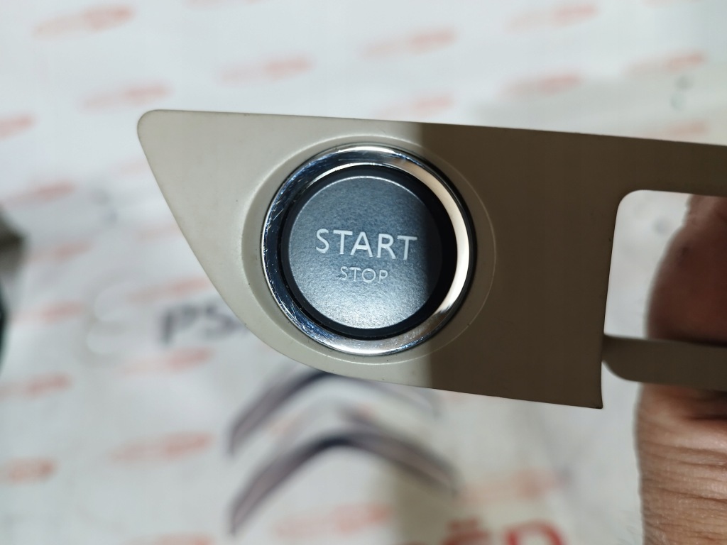 фото №7, Рамка кнопка запуск стоп багажник заливная горловина peugeot 508 i lift org 9686450377