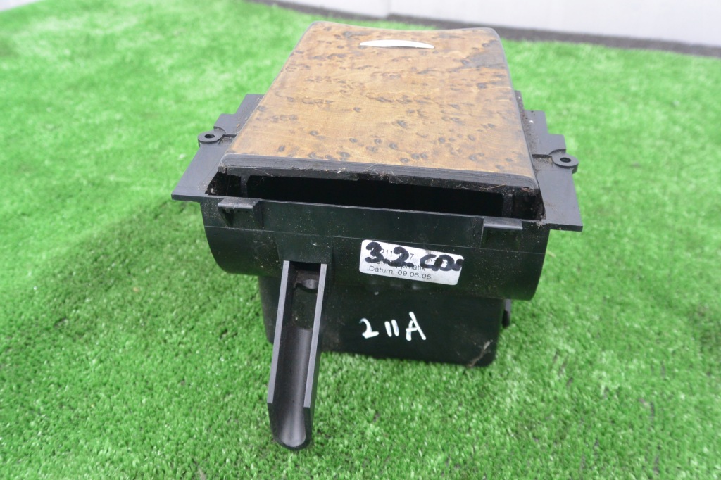 фото №1, Пепельница бардачок mercedes w211 avantgarde