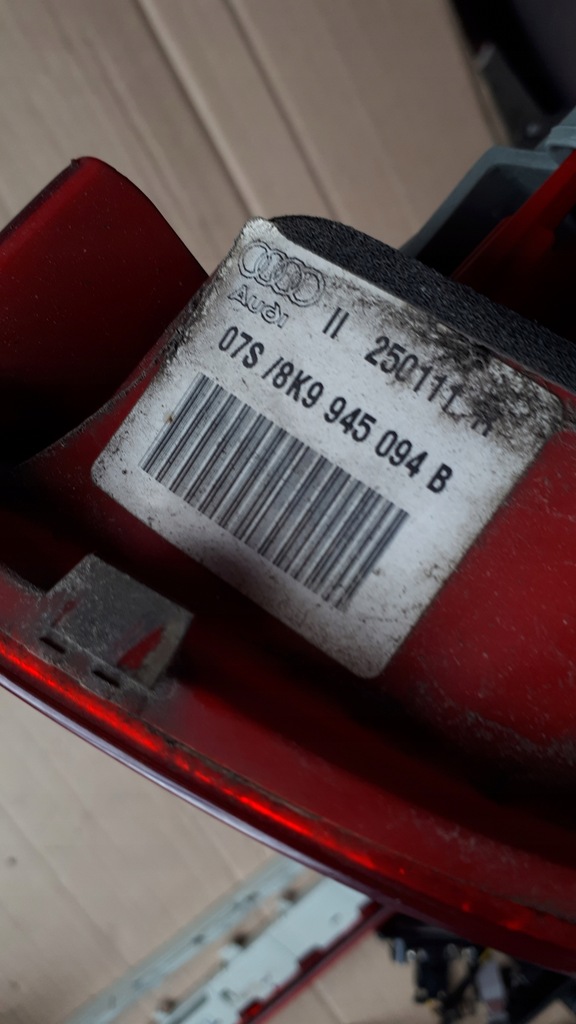 фото №10, A4 b8 s4 лампа led права правий задня w кришка kombi