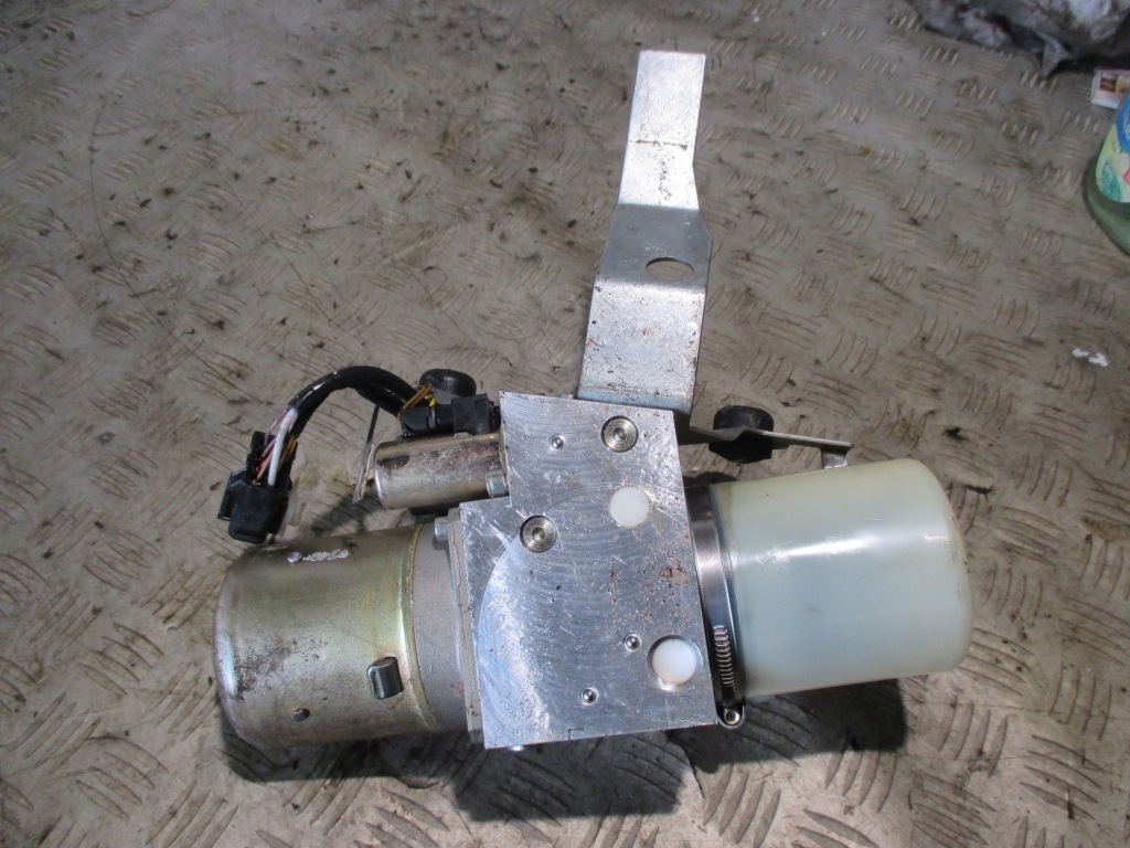 фото №3, Mercedes slk r170 насос дах a1708000030