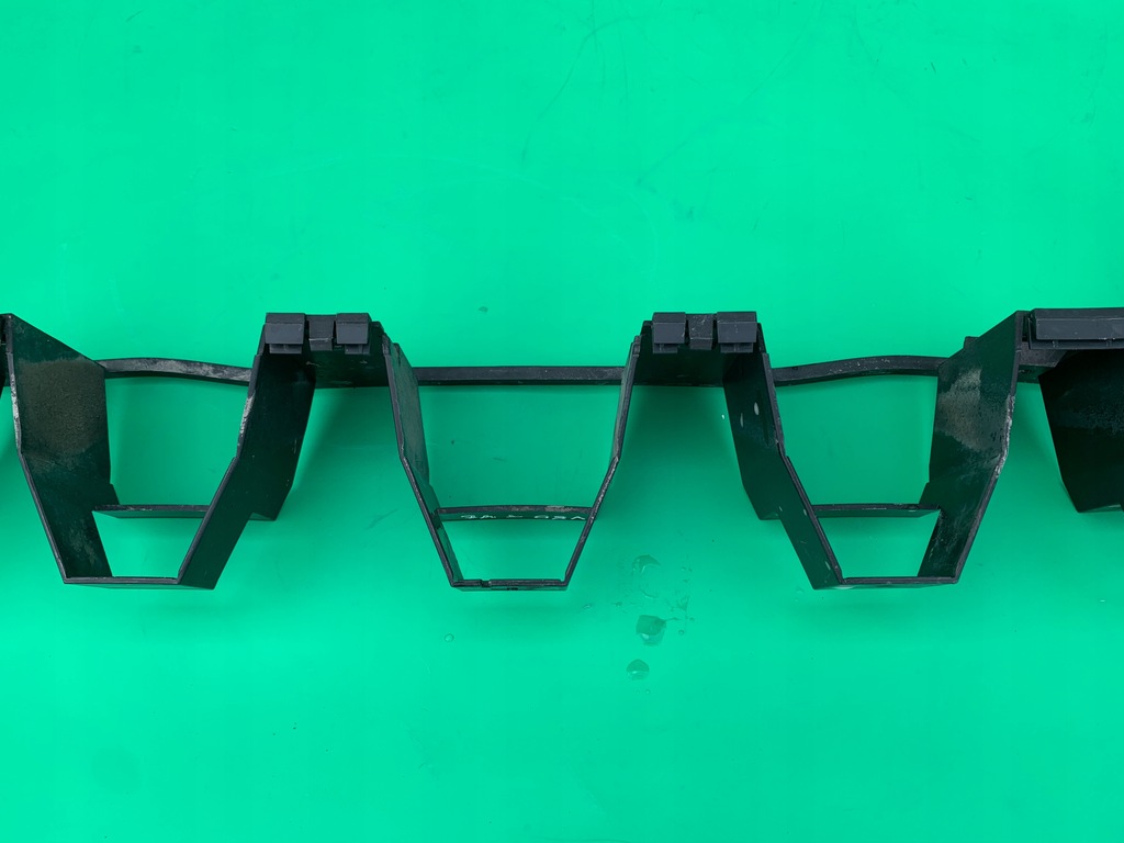 фото №8, Направляющая бампера заднего задняя volvo v50 kombi 04-