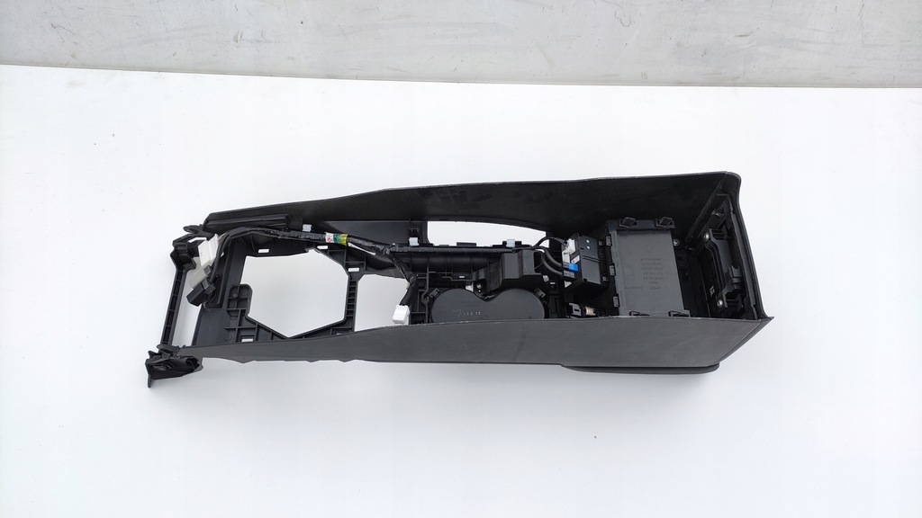 фото №6, Infiniti q50 бардачок туннель подлокотник средний el10