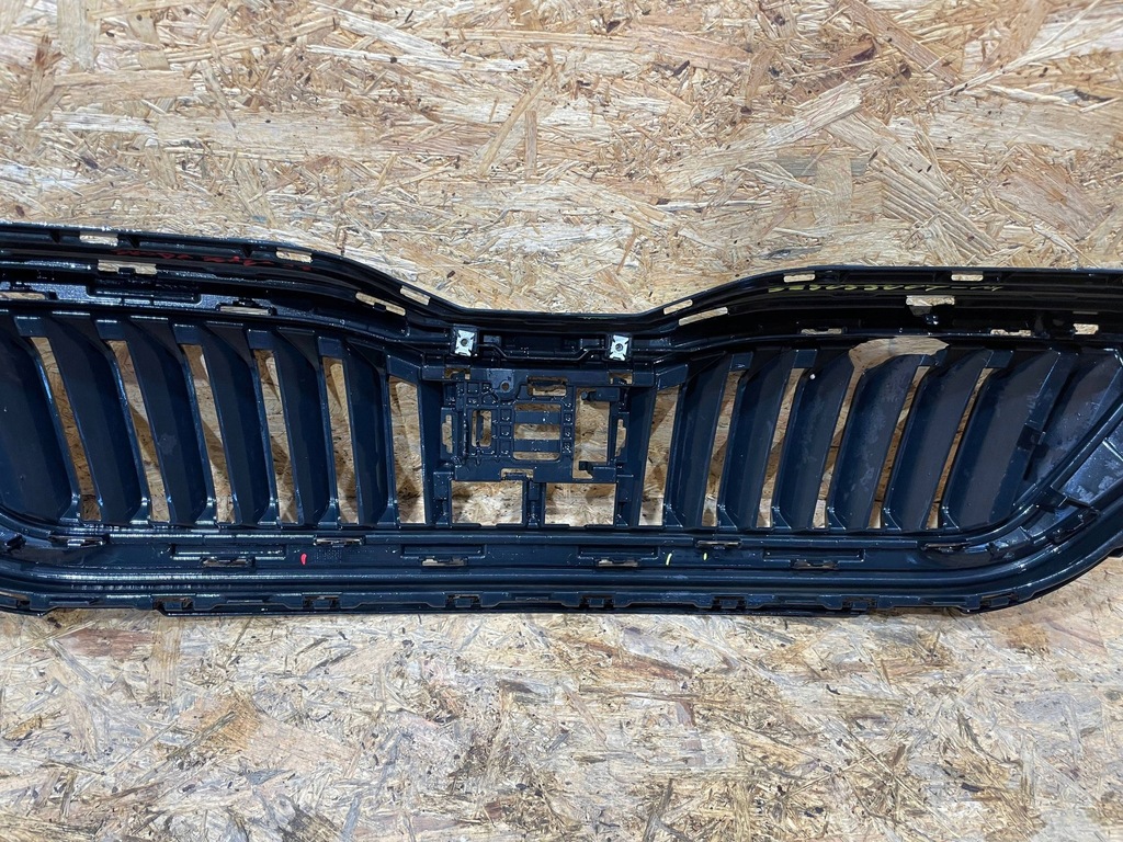 фото №7, Skoda scala 19- решітка радіатора решітка радіатора решітка середня бампера перед