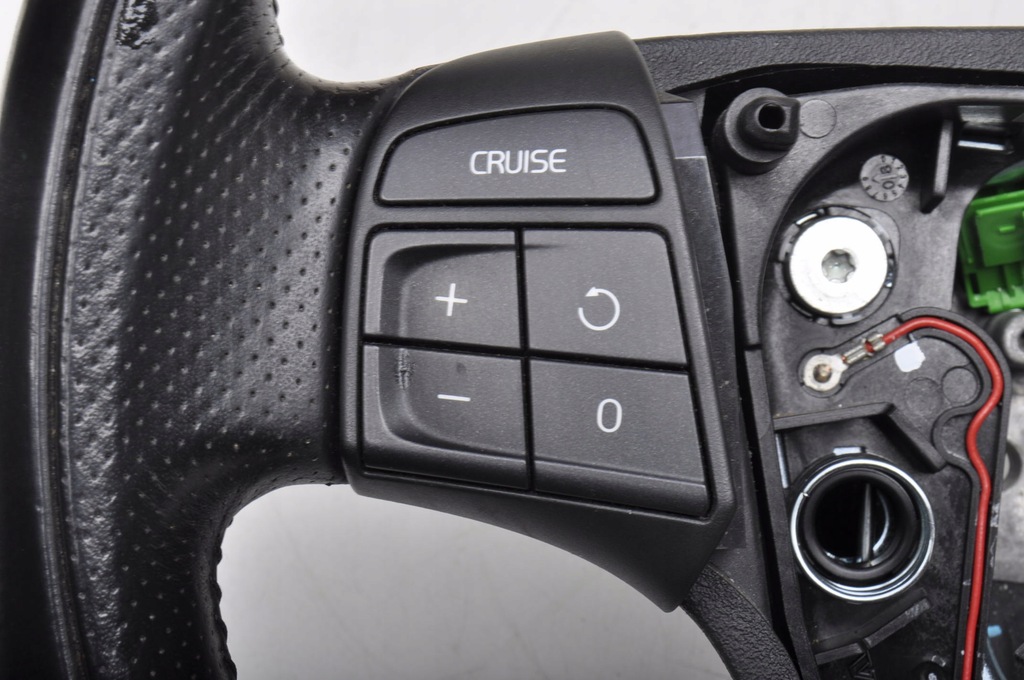 фото №16, Volvo c30 s40 v50 c70 повітропровід шкіряний rdesign