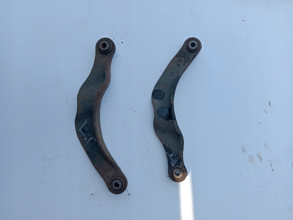 фото №1, Важіль задня задній лівий правий volvo xc60 09-