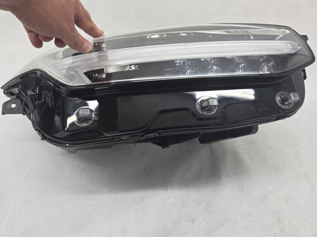 Volvo xc90 2 2 14+ фара правый  передняя перед mid led европа 31655708 Недорого