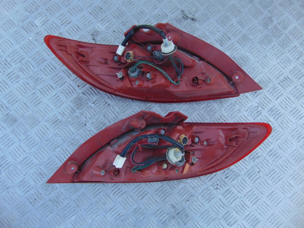 фото №4, Mazda2 mazda 2 лампа задняя правая 2008-