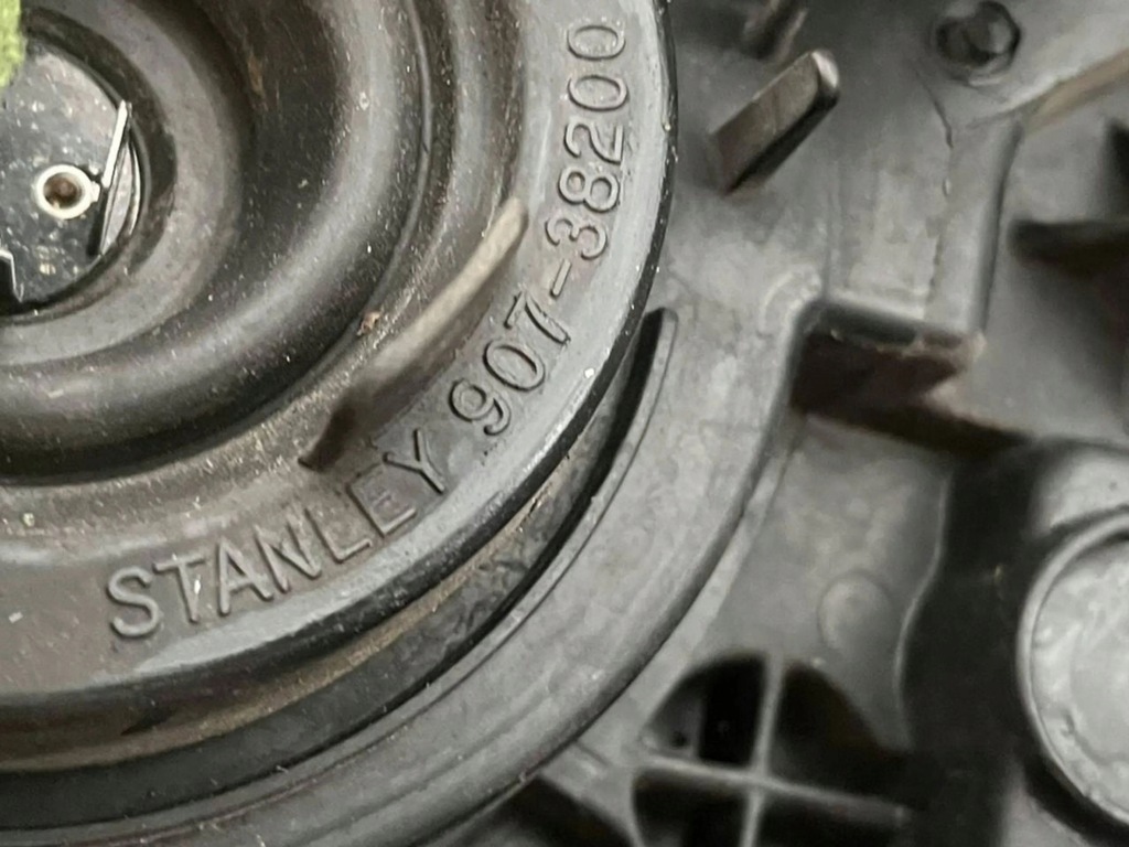 фото №10, Mitsubishi lancer 2005 лампа передняя