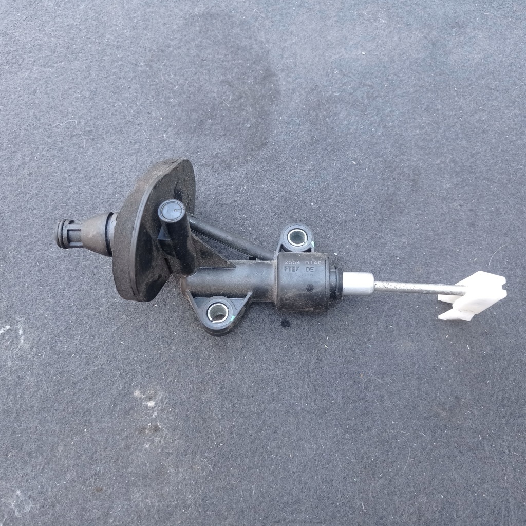 фото №1, Помпа сцепления fiat doblo ii lift 55251837