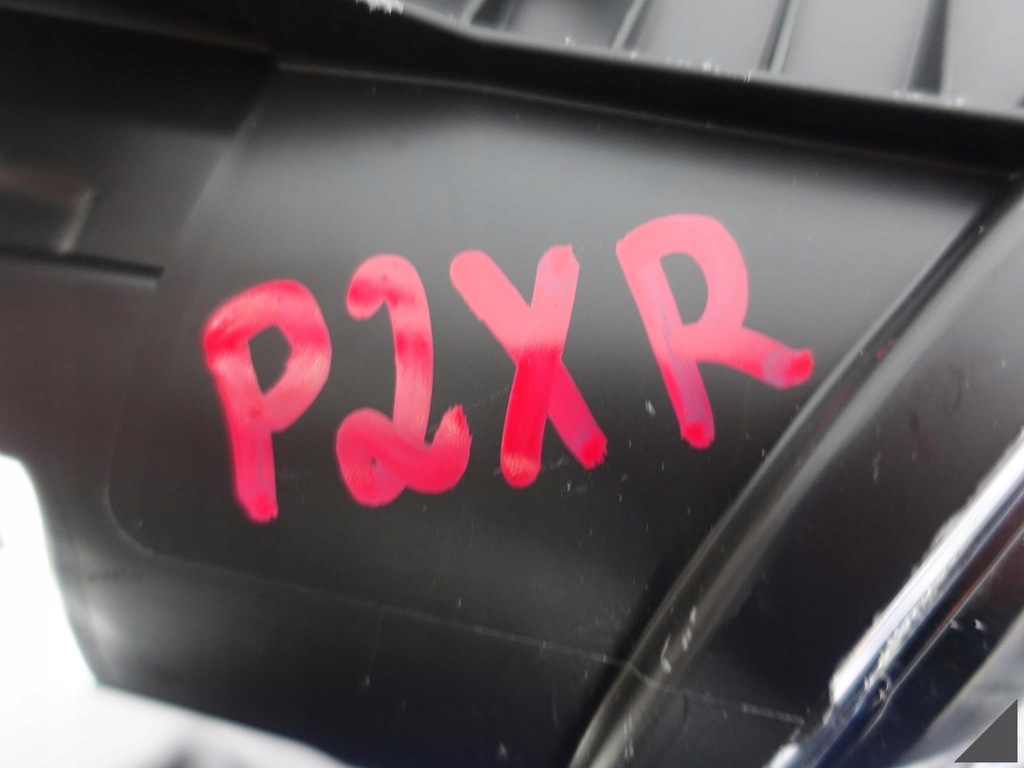 фото №11, Jeep avenger 22- base low обычная full led лампа r