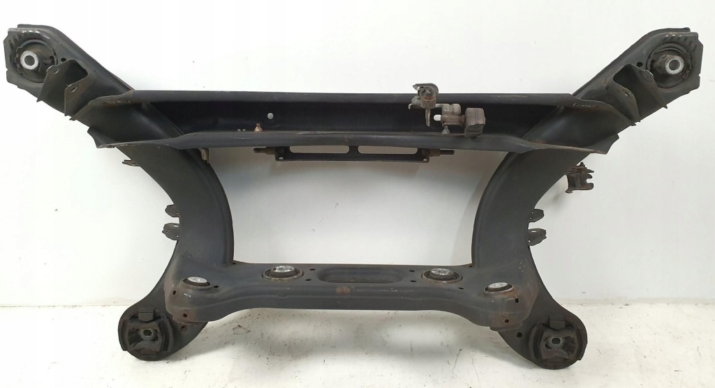 Подрамник подрамник балка подрамник задний  mercedes w207 Киев