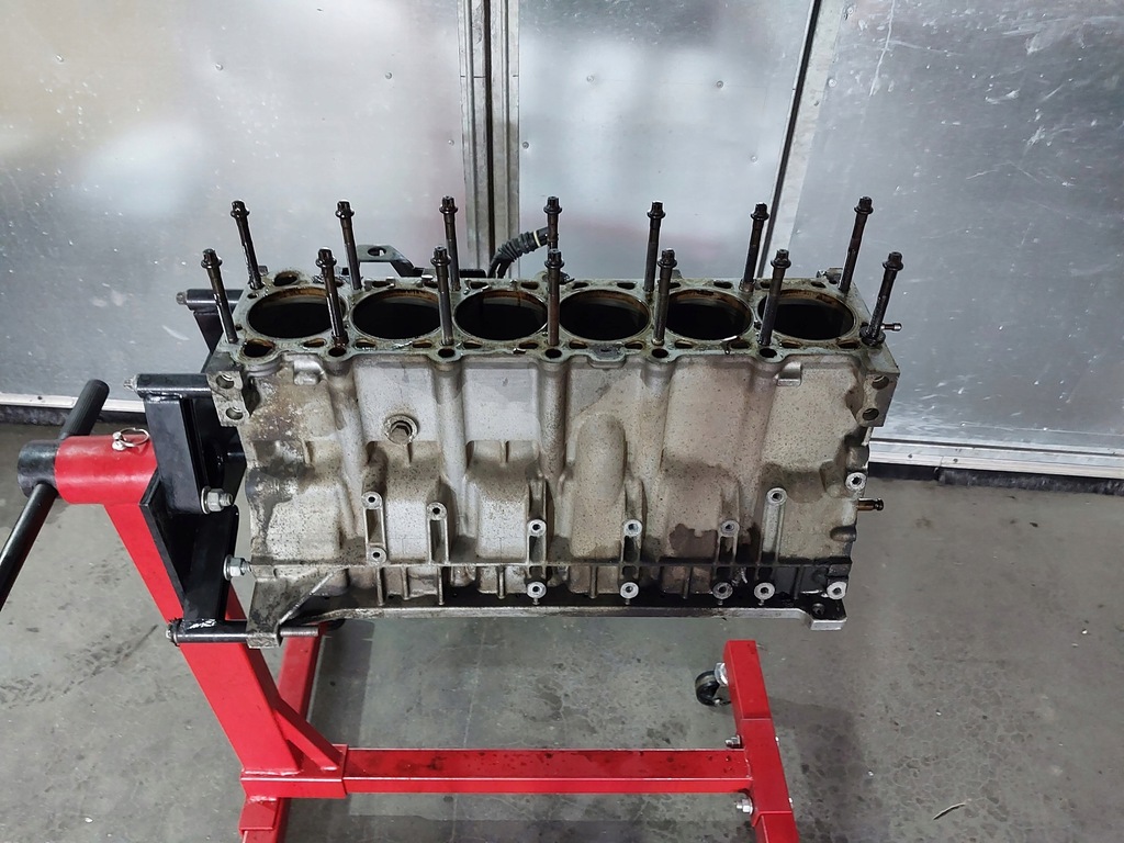 фото №8, Блок двигателя bmw e39 523i m52b25 1xvanos