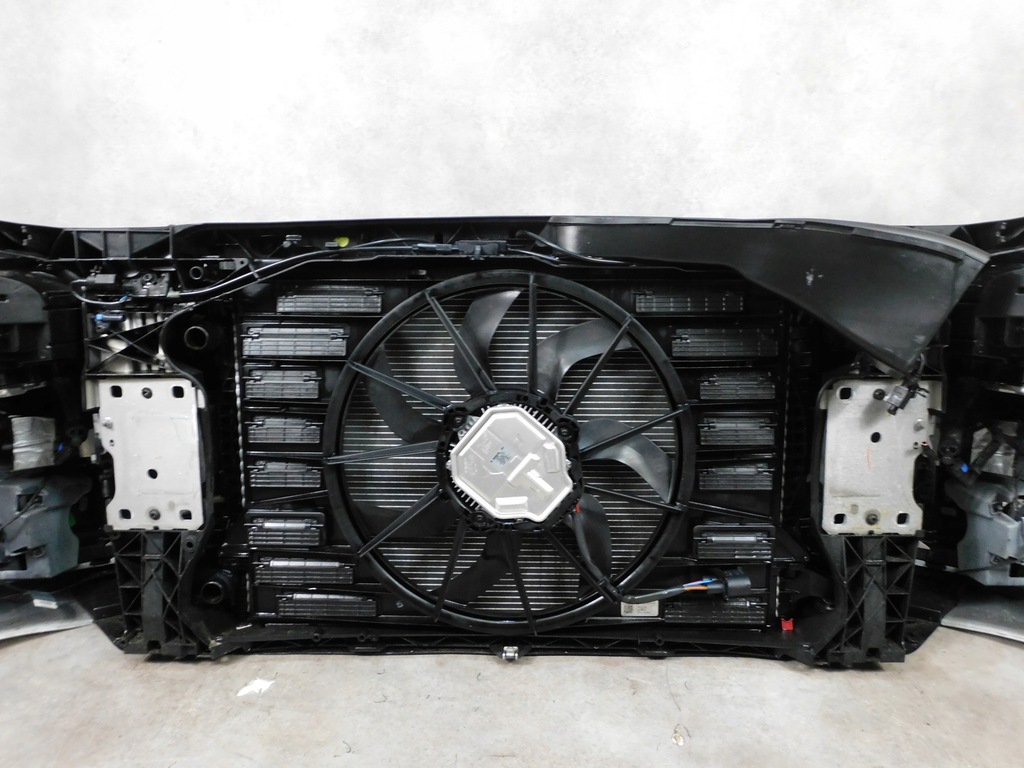 фото №16, Audi a4 b9 8w s line kompletny перед капот крылья бампер pas matrix ls9r