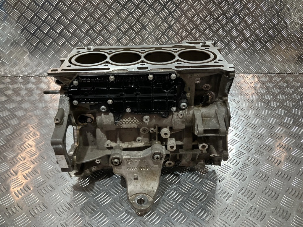 фото №7, Блок двигуна 55273835 alfa romeo giulia stelvio 2.0 t