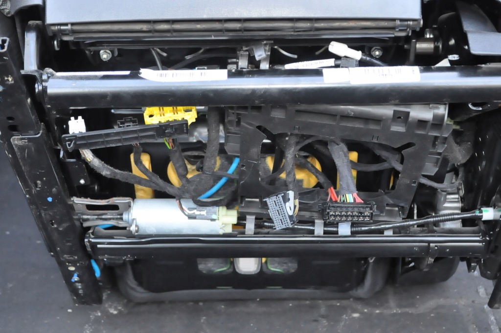 Mercedes w221 рестайлинг  переходник салона сиденья заднее сиденье обшивки туннель кожа европа Доставка