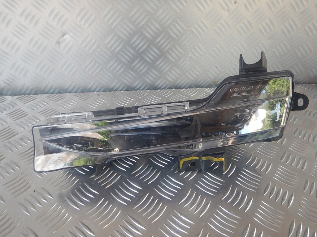 Купити Tesla 3 лівий протитуманна фара led drl 1077395-00-d