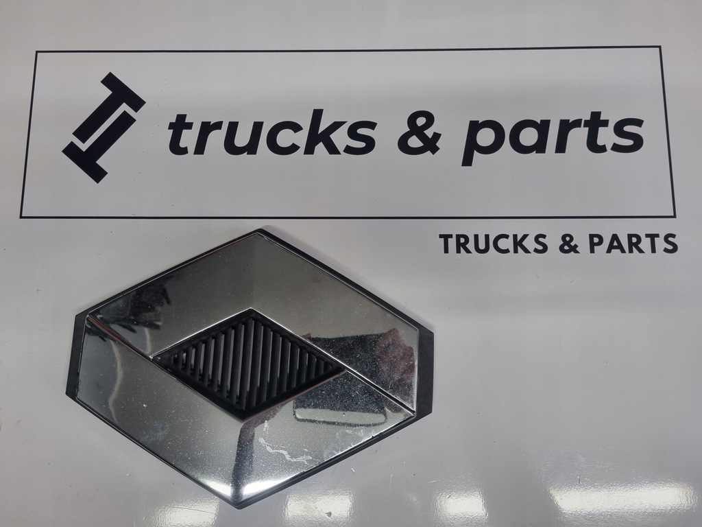 фото №1, Эмблема капот значок logo renault magnum dxi