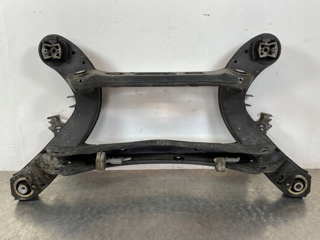 2015 mercedes-benz sl r231 підрамник задні 2312201 Зі Шроту