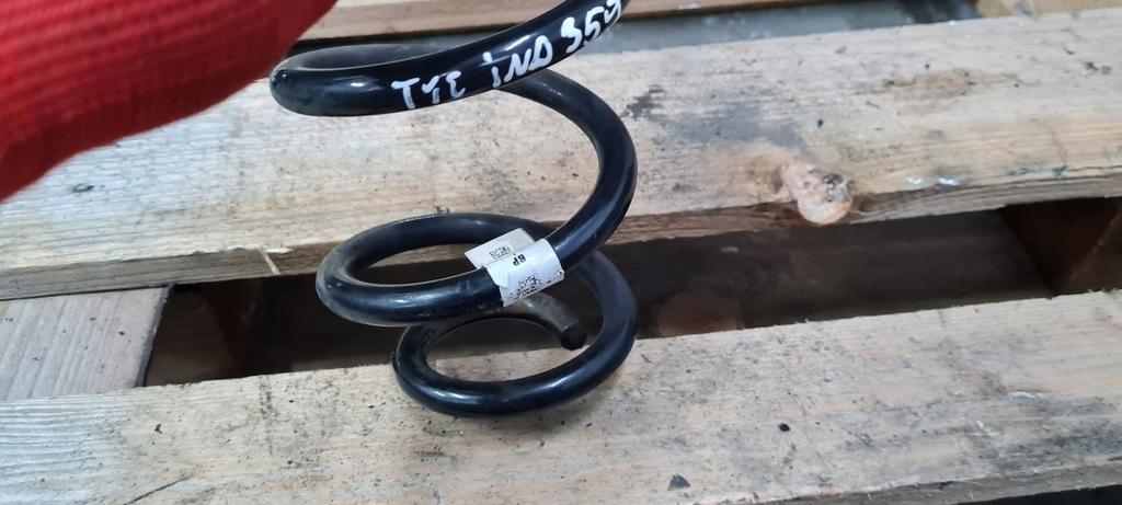 фото №9, A5 8w пружина пружини задня 2.0 tdi kombi 8w0511115 a4 b9 8w