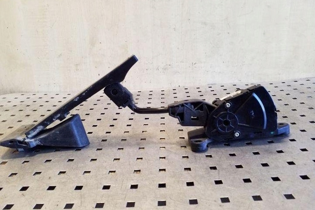 фото №7, Педаль газа kia sportage v nq5 dh327262s900 1.7l hybrid 169kw 2012