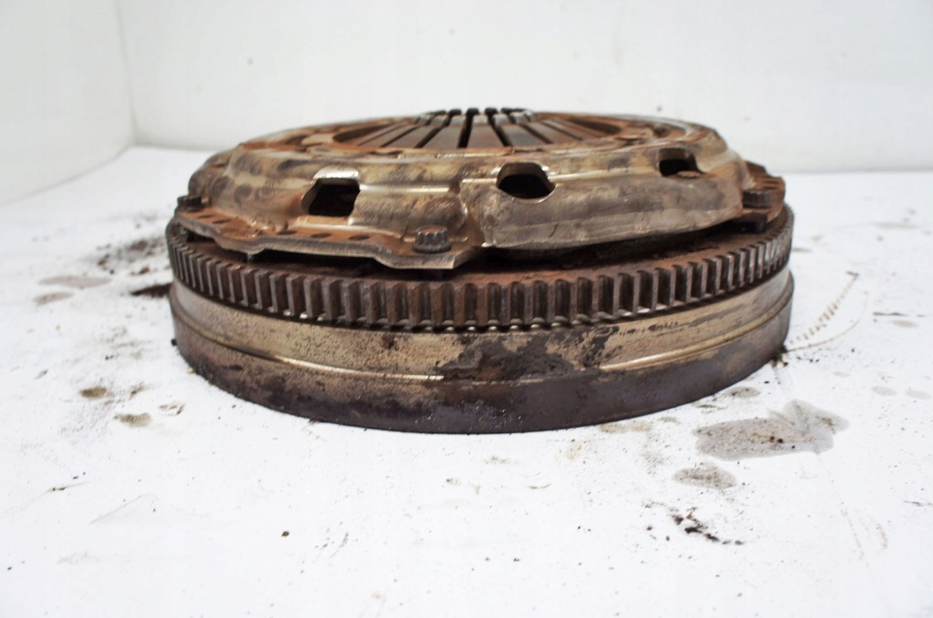 фото №10, Td138 skoda superb iii 1.6d зчеплення маховик з двома масами 04l141031a 043082001693